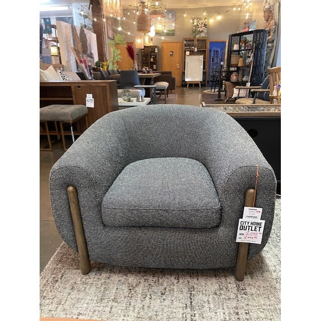 Lyla Chair