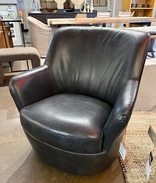 Hayes Swivel Chair