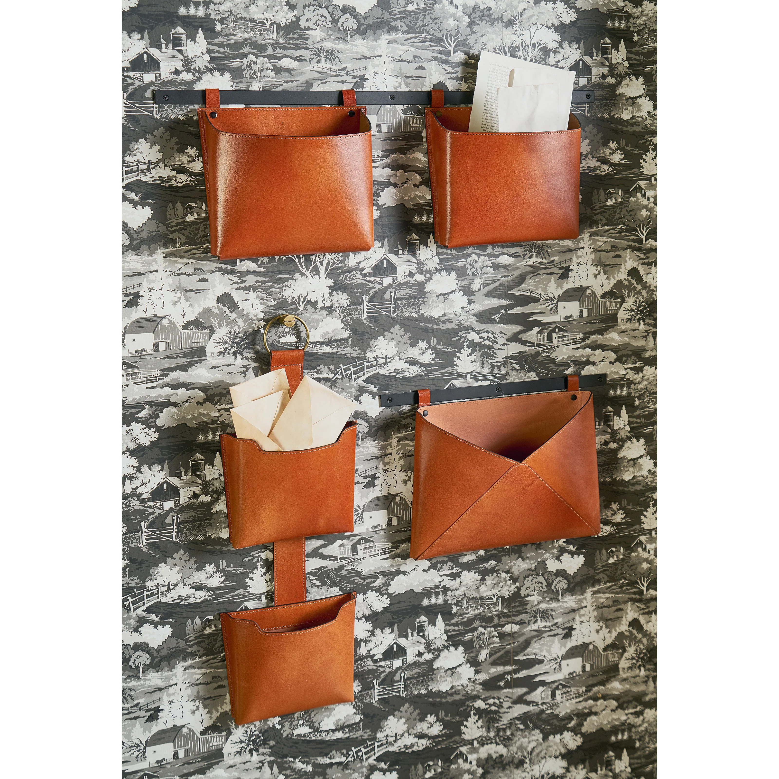 Lola Leather Wall Pocket - Image 2