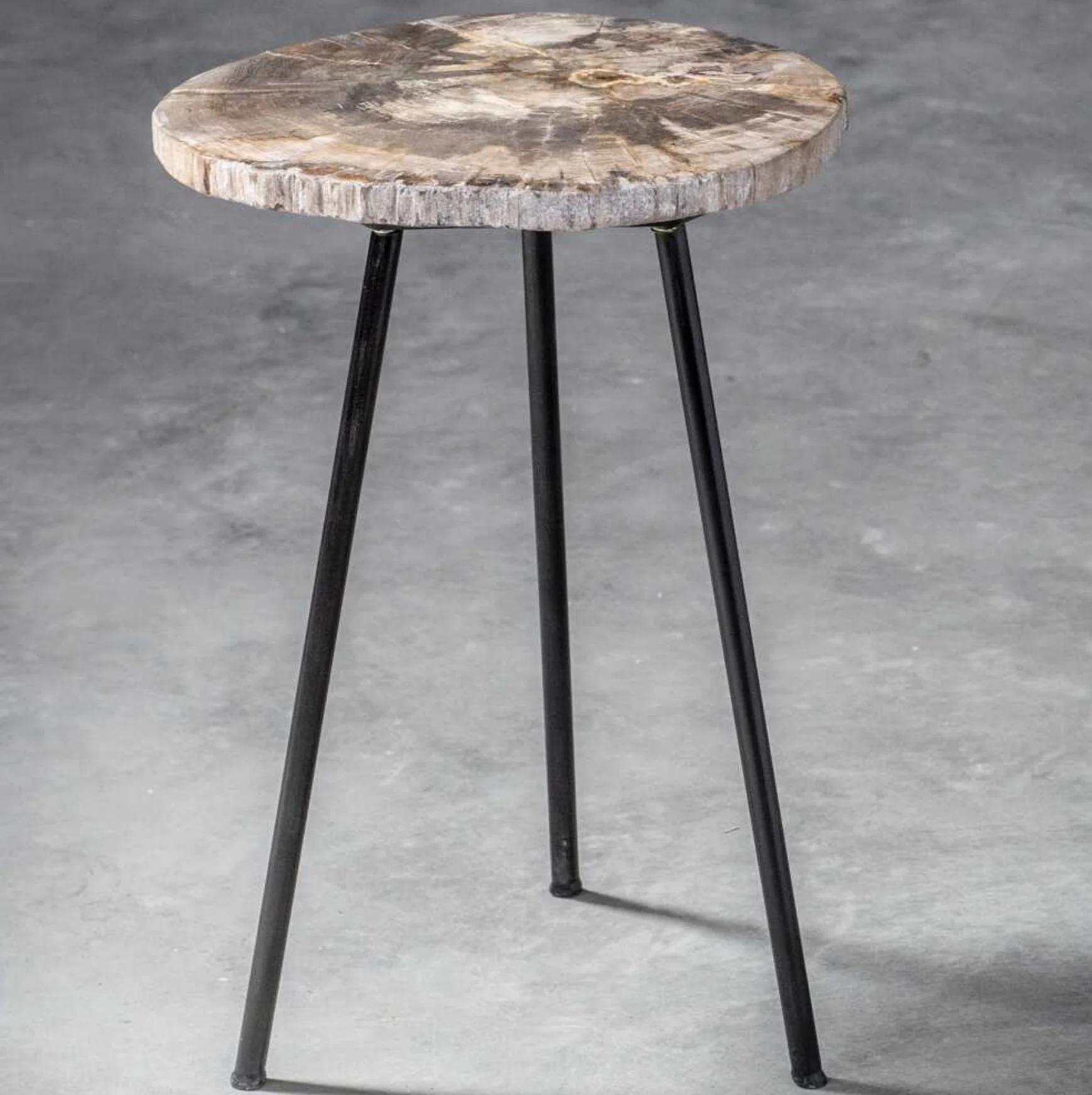 Mircea Accent Table - Image 3