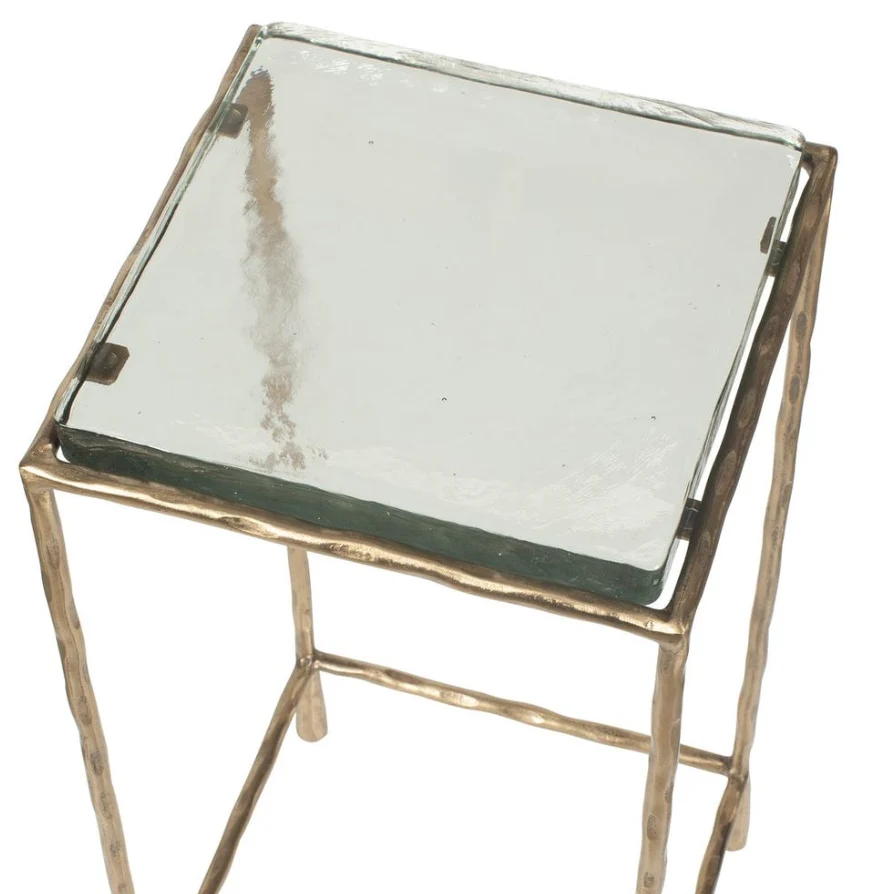 Ovard Accent Table - Image 3