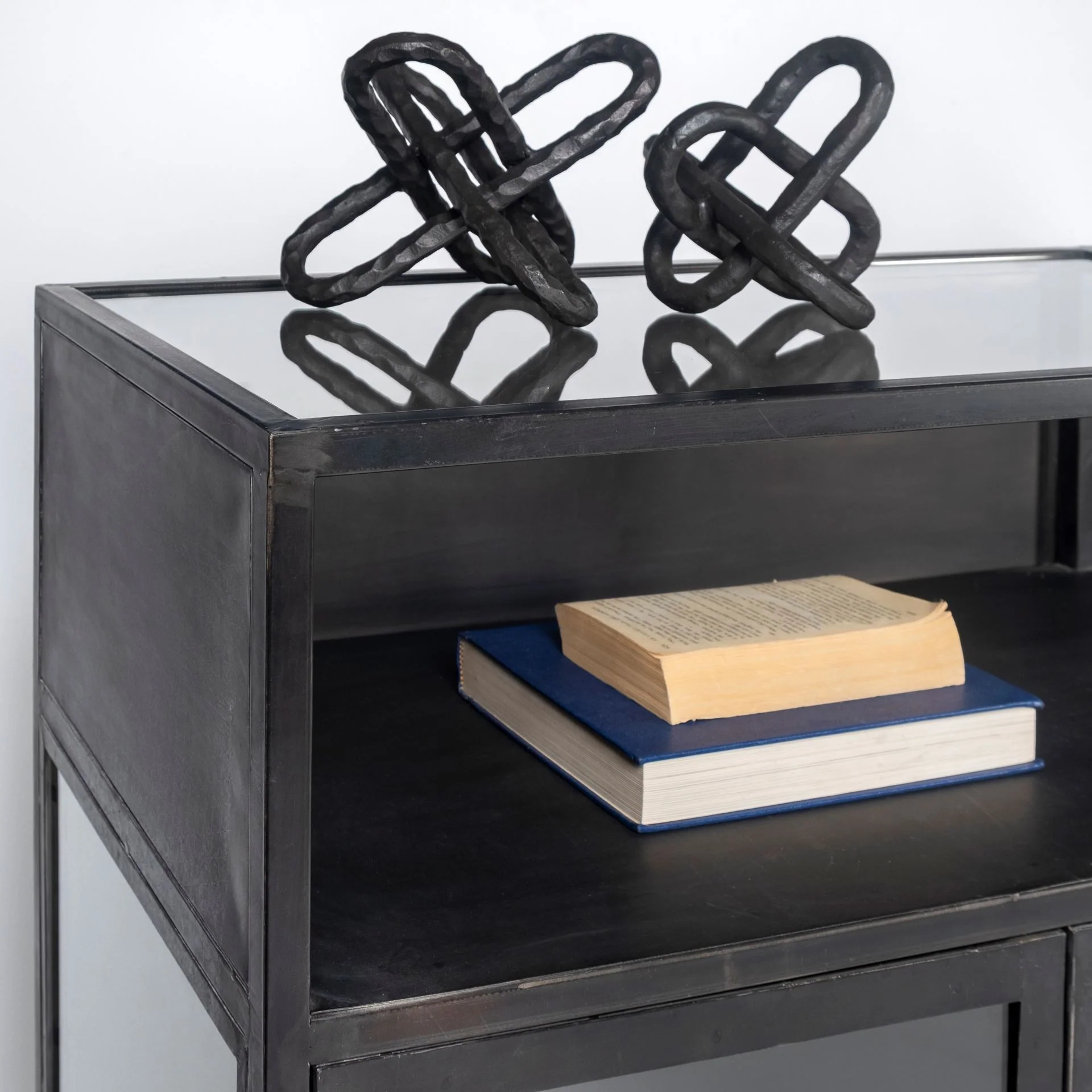Pender Display Cabinet - Image 7