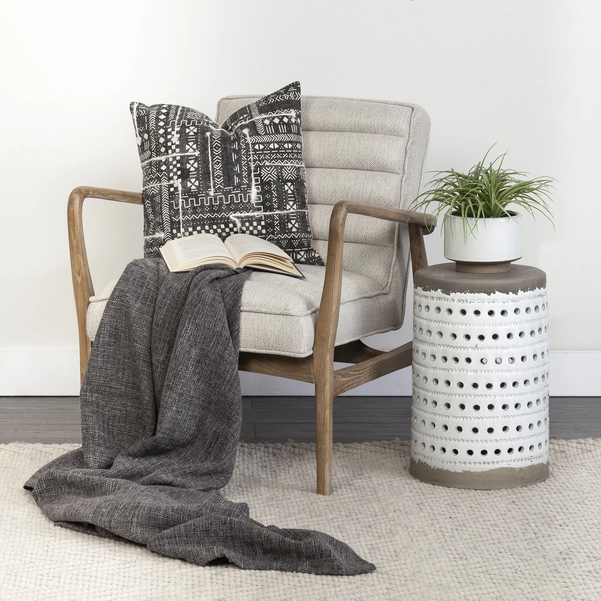 Thar Ceramic Accent Table - Image 2